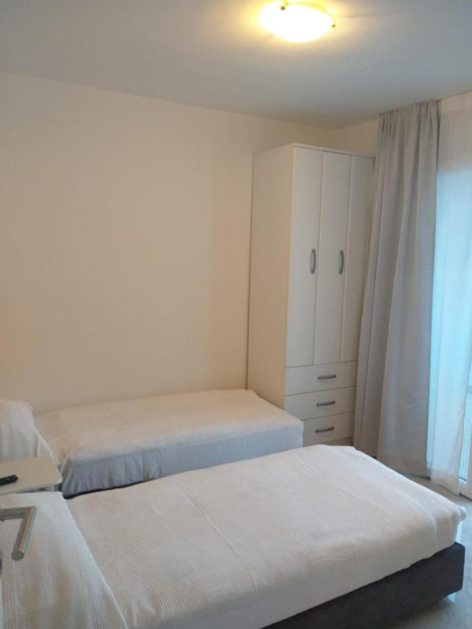 Sandy Apartment Nin Εξωτερικό φωτογραφία